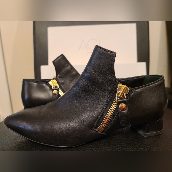 AGL Pointed Black Short Bootie with Double Zipper - Picture 8 of 10